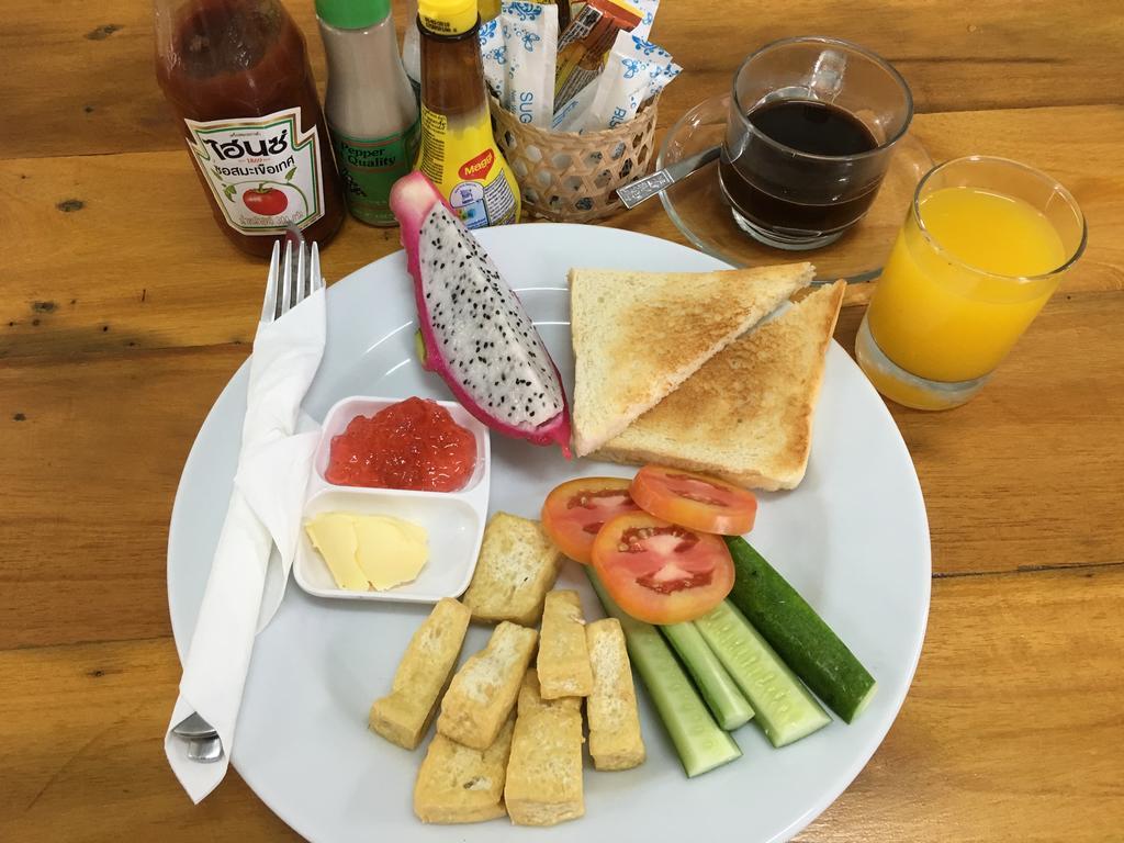 Wandee Bed & Breakfast Khaulak Kültér fotó