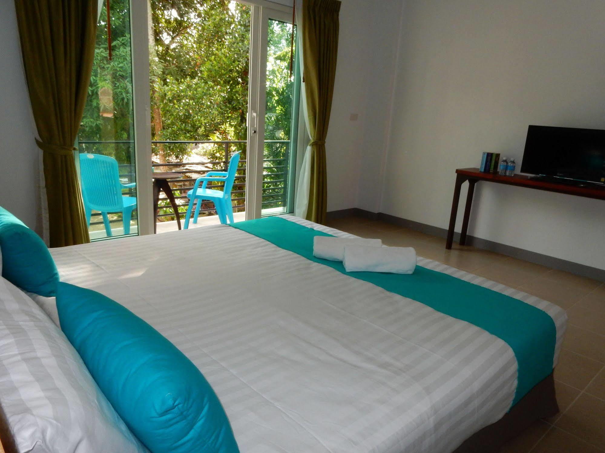 Wandee Bed & Breakfast Khaulak Kültér fotó