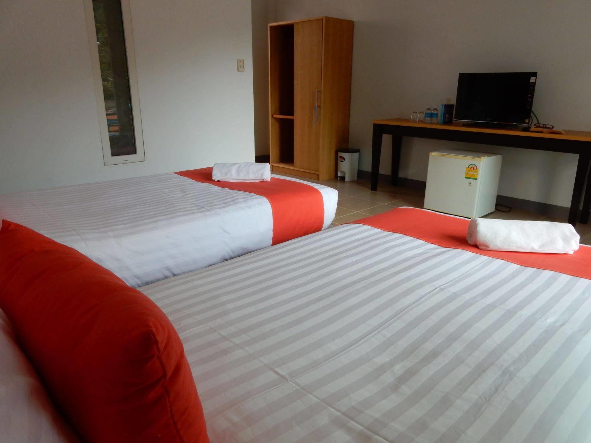 Wandee Bed & Breakfast Khaulak Kültér fotó